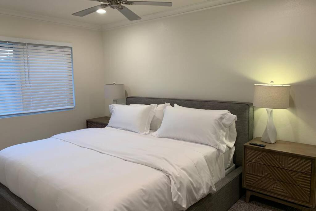 City Center Villa - Pool, Patio & Close To Beach! Huntington Beach Exteriér fotografie